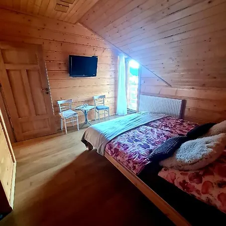 Gorczanska Z Tarasem Widokowym